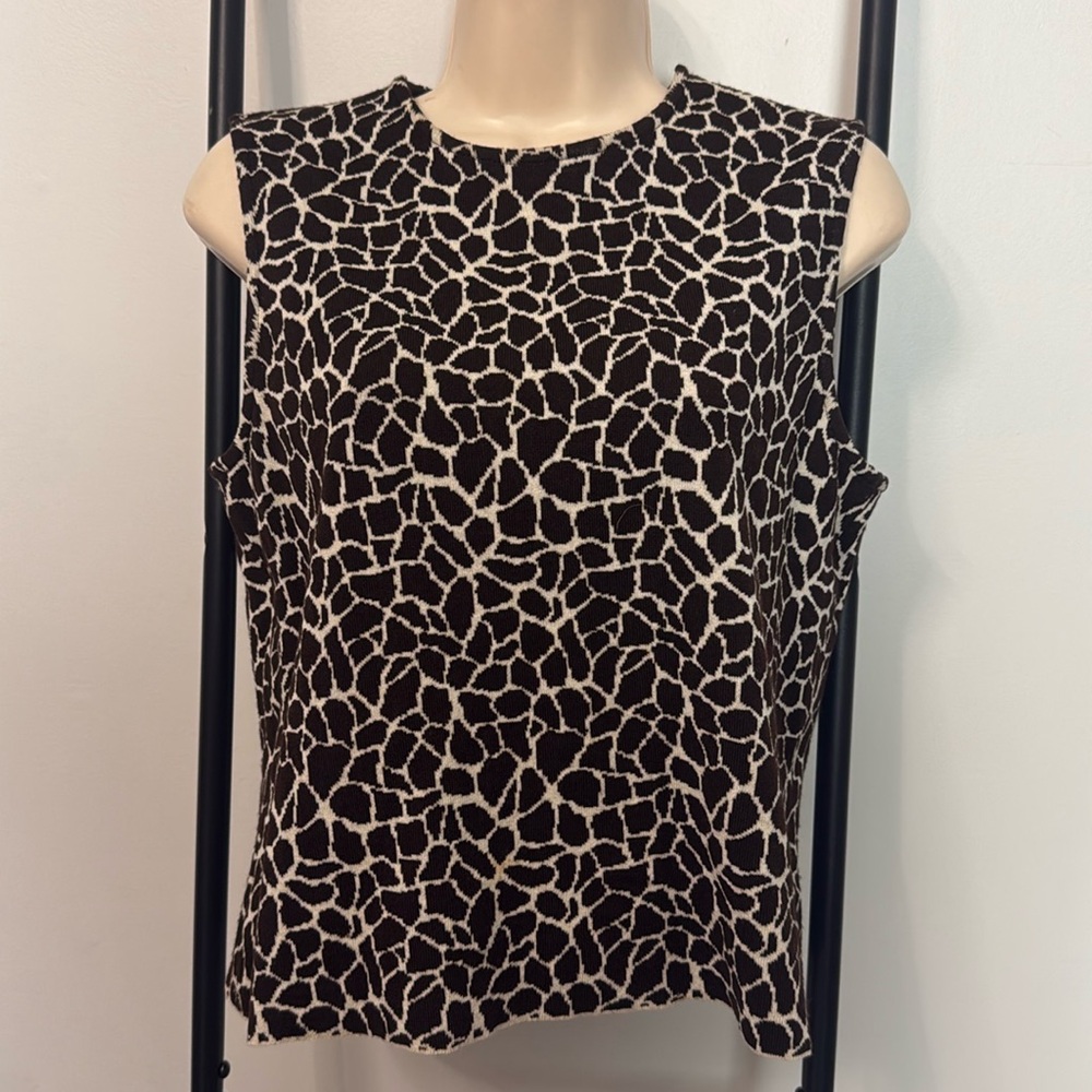 St. John Giraffe Knit Sleeveless Top Sweater Base Brown White Women Size S